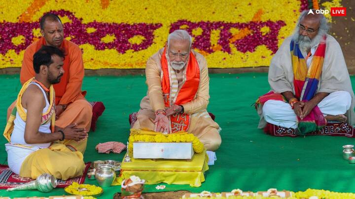 आचार्य प्रमोद का दावा है कि बीजेपी का संगठन यूपी में आम चुनाव 2024 के दो फेज में सोया ही पड़ा था. हालांकि, बाद में वह जागा भी.