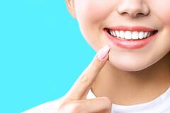 Teeth Care Tips : ਇਨ੍ਹਾਂ ਪੰਜ ਚੀਜ਼ਾਂ ਦੀ ਵਰਤੋਂ ਕਰਕੇ ਤੁਸੀਂ ਵੀ ਕਰ ਸਕਦੇ ਹੋ ਸਫੇਦ ਦੰਦ