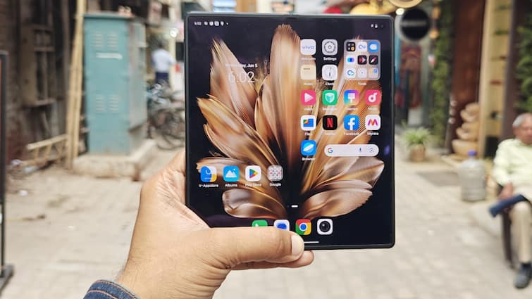 Vivo X Fold 3 Pro Price In India Specifications Features First Impressions Photo Gallery ABPP Vivo X Fold 3 Pro First Impressions: Super-Slim Fold, For Super-Fat Wallets