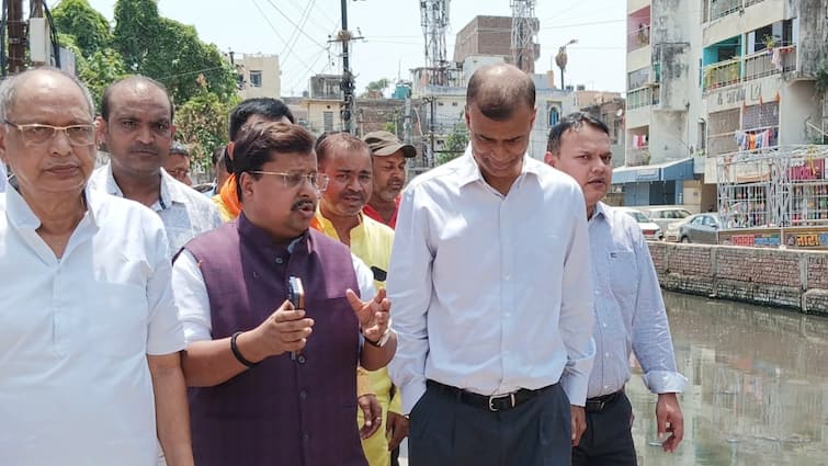 Bjp Mla Nitin Nabin inspected several construction works including Mandiri Nala in Patna Bihar News: लोकसभा चुनाव के बाद क्षेत्र में दौड़ लगाने लगे बिहार सरकार के मंत्री, नालों का नितिन नवीन ने किया निरीक्षण