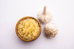 आपकी हेल्थ के लिए गेम चेंजर साबित हो सकती है लहसुन, रोजाना इतनी खाने से मिलते हैं हैरान कर देने वाले फायदे