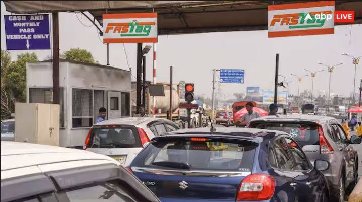 Toll Tax Rules: ਸਰਕਾਰ ਵੱਲੋਂ ਬਹੁਤ ਸਾਰੇ ਲੋਕਾਂ ਨੂੰ ਟੋਲ ਟੈਕਸ 'ਤੇ ਛੋਟ ਦਿੱਤੀ ਜਾਂਦੀ ਹੈ, ਅਜਿਹੇ ਲੋਕਾਂ ਨੂੰ ਟੋਲ ਟੈਕਸ 'ਤੇ ਨਹੀਂ ਰੋਕਿਆ ਜਾਂਦਾ। ਇਨ੍ਹਾਂ 'ਚ ਕੁਝ ਫੌਜੀ ਵੀ ਸ਼ਾਮਲ ਹਨ।