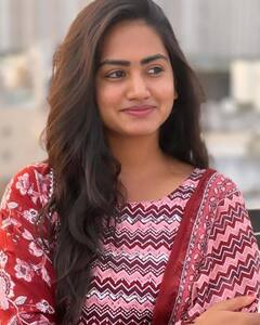 Brahmamudi Anamika Photos:  'బ్రహ్మముడి' సీరియల్ లో తప్పుల మీద తప్పులు చేస్తూ అడ్డంగా దొరికిపోయే అనామిక మేకప్ లేని లుక్ ఇదిగో!