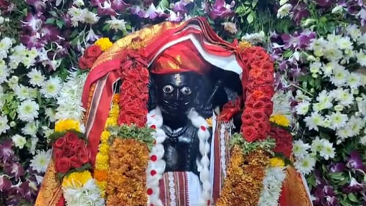 नवसाला पावणारा नराचा नारायण म्हणून जैतिर देव प्रसिद्ध आहे.