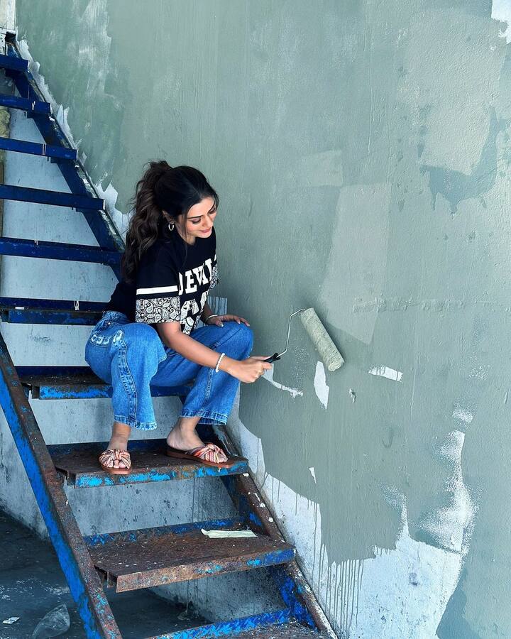 RX 100 సినిమాతో తిరుగులేని క్రేజ్ సంపాదించుకున్న పాయల్ రాజ్ పుత్..మంగళవారం మూవీతో మరోసారి సక్సెస్ అందుకుంది. లేటెస్ట్ గా రక్షణ సినిమాతో పోలీస్ ఆఫీసర్ గా వచ్చింది...