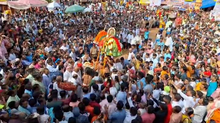 पावसाच्या तोंडावर हा जैतिर उत्सव असल्याने या उत्सवात शेतीची अवजारं विकण्यासाठी आणली जातात.