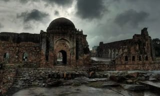 Haunted places those places in Delhi where people feel afraid to go not  only at night but also during the day | दिल्ली की वो जगहें जहां रात ही नहीं  बल्कि दिन