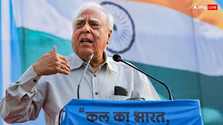 Kapil Sibal on Narendra Modi: पंंजाब में जालंधर के रहने वाले कपिल सिब्बल अनुभवी लॉयर हैं. उन्होंने कहा, 