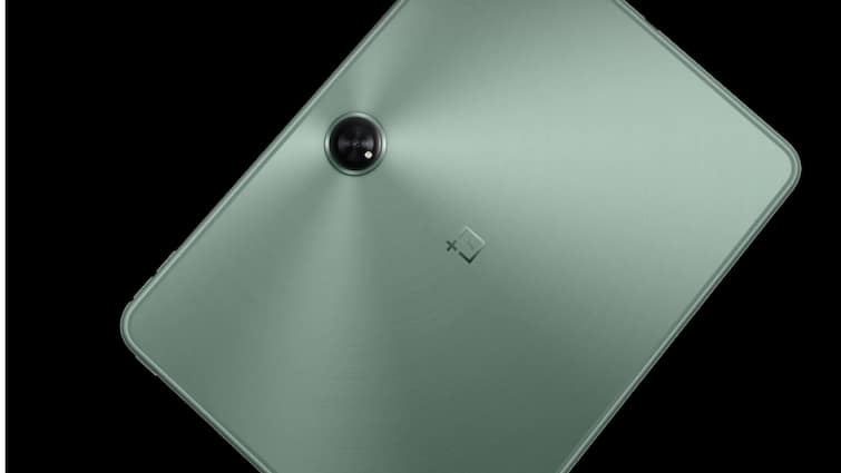 OnePlus Pad 2 Li Jie Weibo Industry Firsts Launch Chipset Specs Features  OnePlus Pad 2 To Launch With 'Several Industry-First' Features, Says President Li Jie