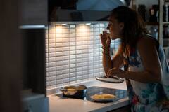 Midnight Craving :ਜੇਕਰ ਤੁਸੀਂ ਵੀ ਅੱਧੀ ਰਾਤ ਨੂੰ ਭੋਜਨ ਦੀ ਲਾਲਸਾ ਮਹਿਸੂਸ ਕਰਦੇ ਹੋ, ਤਾਂ ਇਹ 5 ਸਿਹਤਮੰਦ ਭੋਜਨ ਅਜ਼ਮਾਓ