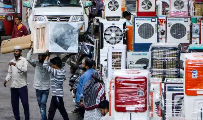 How to change your old cooler into cooling like ac follow these easy steps  Cooler Care Tips: જૂના કૂલરમાં મળશે બરફ જેવી ઠંડી હવા, 300 રુપિયાની આ વસ્તુ કરો ફિટ 