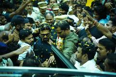 Ram Charan: మెగా సెలబ్రేషన్స్‌ అనంతరం రాజమండ్రికి రామ్‌ చరణ్‌ - ఘన స్వాగతం పలికిన ఫ్యాన్స్‌