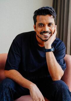 कभी सैफ-करीना के वेडिंग रिसेप्शन में किचन हेल्प का किया था काम, अब ओटीटी पर 'पंचायत' के 'दामाद जी' बनकर छाया हुआ है ये एक्टर