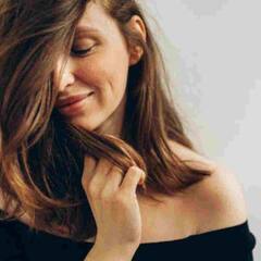 Hair Care : ਕੀ ਤੁਸੀਂ ਆਪਣੇ ਵਾਲਾਂ 'ਚ ਡੈਂਡਰਫ ਤੋਂ ਪ੍ਰੇਸ਼ਾਨ ਹੋ? ਰਸੋਈ 'ਚ ਰੱਖੇ ਇਸ ਸੁੱਕੇ ਪੱਤੇ ਦੀ ਕਰੋ ਇੰਝ ਵਰਤੋਂ