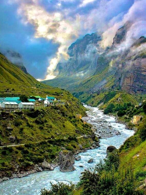 उत्तराखंड की ये जगहें हैं बेहद खूबसूरत