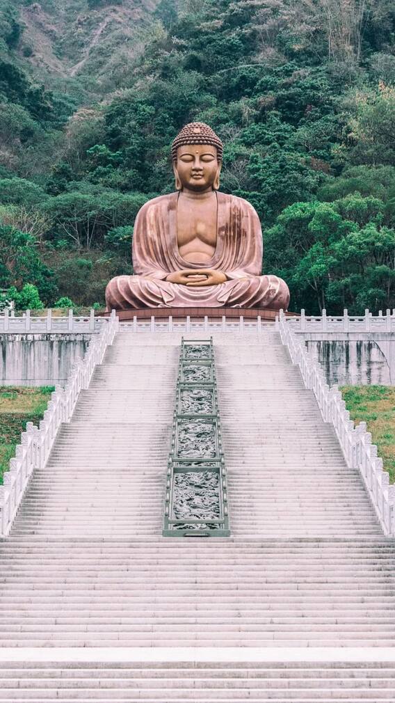 வாழ்க்கையை உணர்த்தும் பொன்னான புத்தரின் வாக்கியங்கள்!