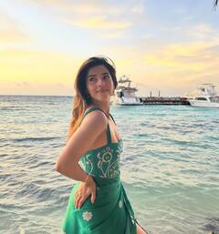 Mehreen Pirzada: మిస్సింగ్‌ అంటూ ఫోటోలు షేర్‌ చేసిన మెహ్రీన్‌ - అది ఎవరో తెలుసా?