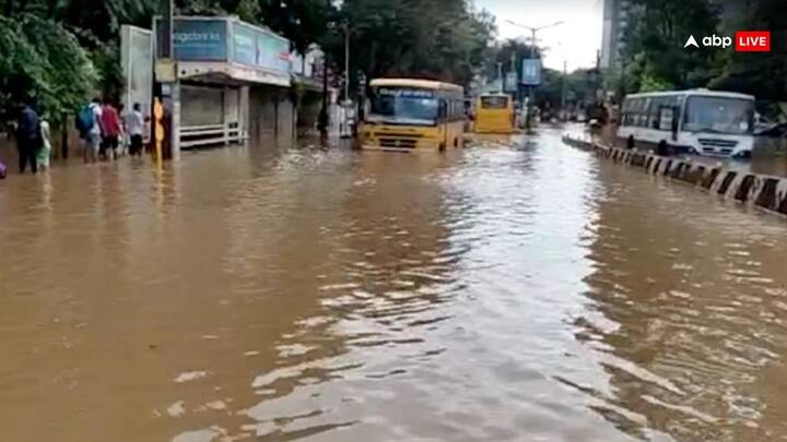 इसके अलावा विदर्भ, सिक्किम, पूर्वोत्तर भारत, दक्षिण गुजरात, जम्मू कश्मीर, लद्दाख और हिमाचल प्रदेश के कुछ हिस्सों में भी हल्की से मध्यम बारिश हो सकती है. ओडिशा और दक्षिण गुजरात में भी बारिश के आसार हैं.