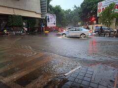 Photos: कुठं साचलं पाणी, कुठं झाडं पडली, पुण्यात वाहतूक कोंडी; पावसामुळे जनजीवन विस्कळीत