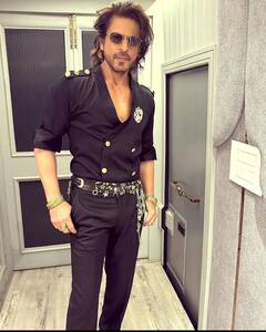 Shah Rukh Khan Kissa: जब बीवी से छिपकर आधी रात को घर से निकलते थे शाहरुख खान, किस्सा जानकर रह जाएंगे हैरान