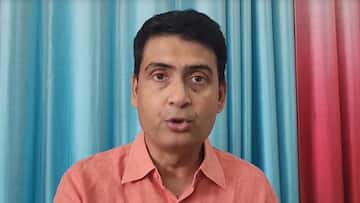 यूपी में आधार कार्ड पर योगी सरकार के फैसले पर कांग्रेस भड़की, कहा- ये अब तहसीलों से लूटेंगे