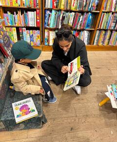 Sonam Kapoor Birthday: सोनम के बर्थडे पर करीना-अर्जुन ने यूं लुटाया प्यार, पिता अनिल कपूर ने शेयर की अनदेखी तस्वीरें