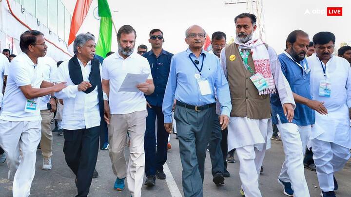 सेफोलॉजिस्ट रह चुके योगेंद्र यादव ने बताया कि इंडिया ने जो किया, उसमें कई कमियां रहीं. परिस्थितियां विचित्र रहीं थीं.