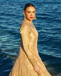 Aditi Rao Hydari Golden Ensemble In Cannes Gives Off Bibbojaan Vibes, Check Out Her Pics