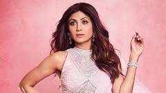 Shilpa Shetty Diet: ৫০-এর দোরগোড়ায় দাঁড়িয়েও এত ফিট! শিল্পা শেট্টি সারাদিন কী কী খান?