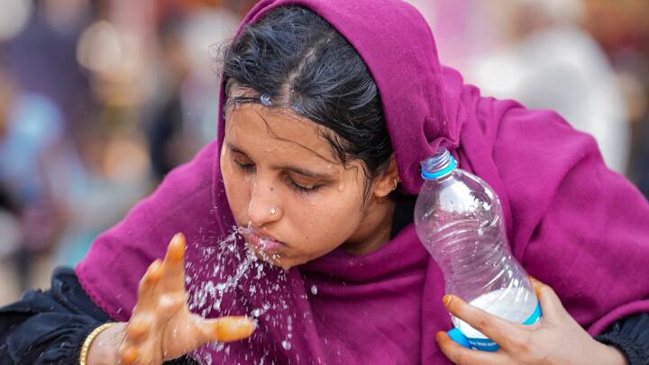 भारत मौसम विज्ञान विभाग के मुताबिक आठ मई को दिल्ली में औसत तापमान 41.4 डिग्री सेल्सियस दर्ज किया गया, जो सामान्य से एक डिग्री ज्यादा है.