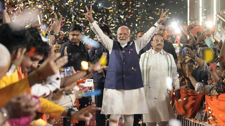 Transgenders Society attend Narendra Modi led NDA 3.0 Swearing in Ceremony at Rashtrapati Bhavan Modi Oath Ceremony: नरेंद्र मोदी को मिला किन्नरों का आशीर्वाद, शपथ ग्रहण समारोह के बनेंगे गवाह; जानें क्या बोले