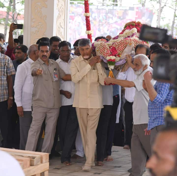 Ramoji Rao, 87, passed away early Saturday while receiving treatment at Star Hospital in Hyderabad. Prime Minister Narendra Modi and President Droupadi Murmu and other leaders and dignitaries condoled his death.