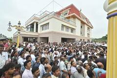 Ramoji Rao Funeral: మీడియా దిగ్గజం రామోజీరావుకు చంద్రబాబు, లోకేశ్, రాజకీయ ప్రముఖులు, ఉద్యోగుల కన్నీటి వీడ్కోలు