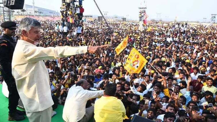 Chief Secretary Neerabh kumar Reviews Arrangements For Chandrababu Swearing In Program Chandrababu Swearing: చంద్రబాబు ప్రమాణ స్వీకారానికి అదిరిపోయే ఏర్పాట్లు, 10 వేల మంది పోలీసులతో భద్రత