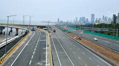 Coastal Road Mumbai: मुख्यमंत्री पुढच्या सीटवर, दोन उपमुख्यमंत्री मागे; व्हिंटेज कारमधून कोस्टल रोडची पाहणी!