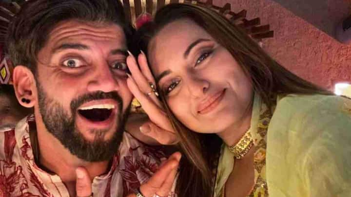 Sonakshi Sinha Wedding: ऐसी खबरें हैं कि सोनाक्षी सिन्हा और जहीर इकबाल जल्द ही शादी के बंधन में बंधने वाले हैं. तो चलिए आपको बतातें हैं कि दोनों की लव स्टोरी कैसे शुरू हुई.