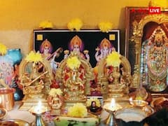 Worship Rules: महिलाओं को पूजा के समय किन बातों का रखना चाहिए ध्यान, गलती करने वालों से दूर हो जाते हैं भगवान