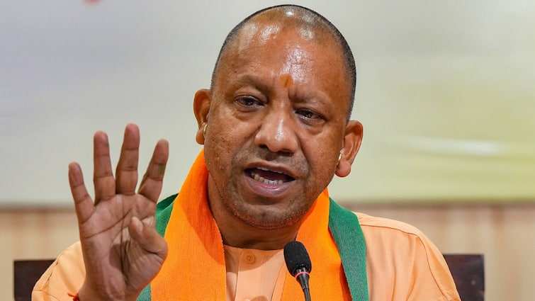 CM Yogi Adityanath reaction on PM Narendra Modi greatly Kisan Samman Nidhi for UP Farmers UP News: पीएम मोदी के इस फैसले से यूपी के करोड़ों लोगों को बंपर फायदा, सीएम योगी बोले- आपका आभार