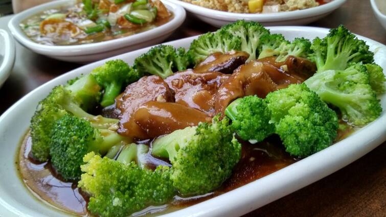 Health Benefits of Broccoli Nutrition Facts Calories and Recipes health tips in Tamil Broccoli Benefits: ப்ரோக்கோலியில் உள்ள ஊட்டச்சத்துக்கள் என்ன? எப்படி சாப்பிடலாம்? நன்மைகள் என்ன?