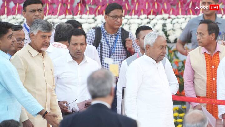 उदाहरण के तौर पर शिक्षा मंत्रालय के तहत आने वाले राष्ट्रीय मुक्त विद्यालयी शिक्षा संस्थान ने पिछले साल विशाखापत्तनम में क्षेत्रीय केंद्र बंद कर दिया था. अब लोग सोच रहे हैं कि क्या विशाखापत्तनम केंद्र फिर से खोला जाएगा?