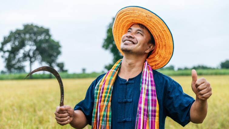 PM Kisan Samman Nidhi Yojana credited soon in farmers account pmkisan.gov.in PM Narendra Modi PM Kisan Yojana: देशभर के किसानों के लिए सबसे बड़ी खबर... खाते में जल्द आने वाले हैं दो हजार रुपये