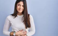 Health Tips: પેટના ઉપરના ભાગમાં થતા દુખાવાને સામાન્ય ન સમજો, હોઈ શકે ગંભીર બીમારીના સંકેત