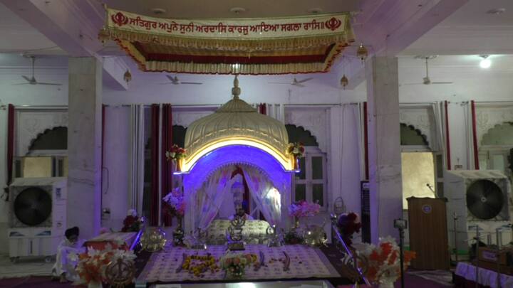 सिख धर्म में सभी पर्व को श्रद्धा और आस्था से मनाया जाता है. सिख मर्यादा कहती है की चढ़दी कला में रहकर जीना है. इसलिए चढ़दी कला में प्रकाश पर्व और शहीदी पर्व मनाते हैं.