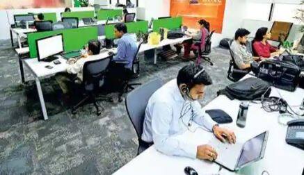 ભરતી માટે અરજી કરવા ઇચ્છુક અને પાત્રતા ધરાવતા ઉમેદવારોએ અધિકૃત સાઇટ rcfltd.com પર જઇને અરજી કરવાની રહેશે. આ ભરતી અભિયાન માટે અરજી કરવાની છેલ્લી તારીખ 1 જુલાઈ, 2024 નક્કી કરવામાં આવી છે.