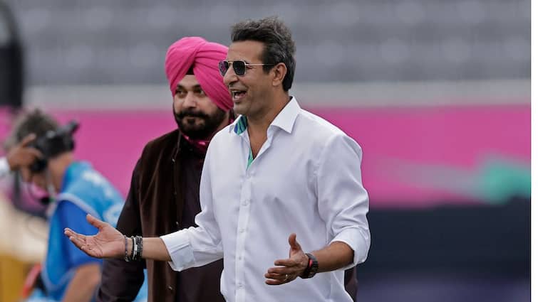 Wasim Akram Hints Rift Between Babar Azam Shaheen Shah Afridi Pakistan Team T20 World Cup Loss To India Wasim Akram Hints At Rift Between Babar Azam, Shaheen Afridi In Pakistan Team After T20 World Cup Loss To India
