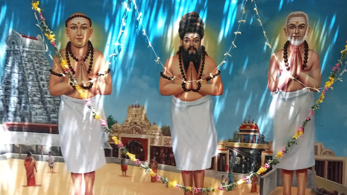 Thiruchendur: திருச்செந்தூர் முருகனைப் பாக்கப் போறீங்களா? அப்போ ஐவர் சமாதிக்கும் போங்க!