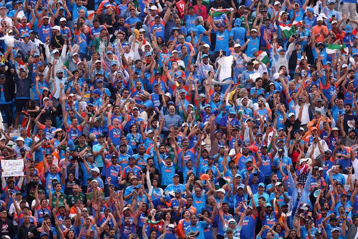 भारतीय संघाकडून ऋषभ पंतने सर्वाधिक धावा केल्या. पंतने 31 चेंडूत 42 धावांची महत्त्वपूर्ण खेळी खेळली. अक्षर पटेलने 20 धावा केल्या, पण अन्य कोणत्याही भारतीय फलंदाजाला मोठी धावसंख्या करता आली नाही. (Image Credit- BCCI)