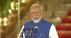 PM Modi: પહેલી, બીજી અને ત્રીજીવાર.... નરેન્દ્ર મોદીના વડાપ્રધાન બનવા દરમિયાનની આઇકૉનિક મૉમેન્ટની તસવીરો......