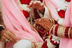 Bridal Chooda: शादी पर जरूर ट्राई करें ये 5 लेटेस्ट चूड़ा डिजाइन, दुल्हन की खूबसूरती में लगा देंगे चार चांद