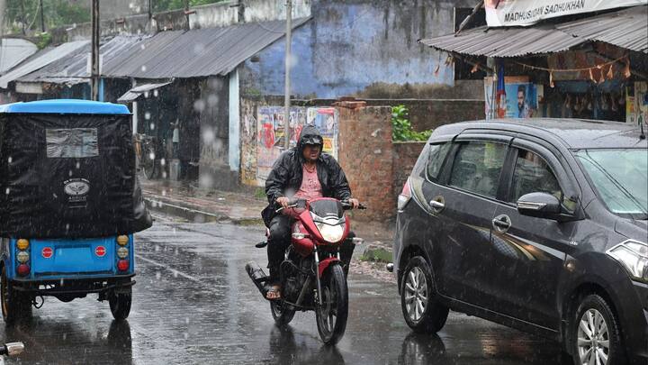 এর মধ্যে রয়েছে মুর্শিদাবাদ,পশ্চিম বর্ধমান, বীরভূম, পুরুলিয়া, বাঁকুড়া,পূর্ব বর্ধমান, ঝাড়গ্রাম, পূর্ব এবং পশ্চিম মেদিনীপুর, নদিয়া এবং দক্ষিণ ২৪ পরগনায়।